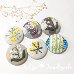 くるみボタン 刺繍 ヘアゴム ブローチ
