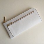 ＜送料無料＞薄くて軽くて大容量な長財布 14ZipWallet ホワイトリザード Squeeze 日本製