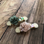 お花の小さいバレッタ 