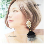 No.B217 大人可愛い フラワー✧︎タッセルピアス / イヤリング
