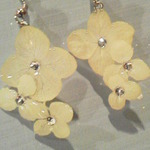紫陽花(アナベル)押し花ピアス