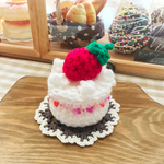 編み編みいちごのカップケーキ♡