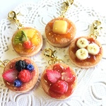 フェイクスイーツ*フルーツ・パンケーキ*ジッパーチャーム*スイーツデコ