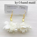 再販❗️whitePerl🌹白かすみ草＊白アジサイ＊プリザーブドフラワー＊タッセルピアスorイヤリング🌹