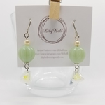 綺麗な三角ピアス