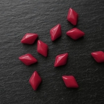 ダイアのパズル～オペークレッド～　チェコビーズ　5X8mm 10個