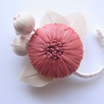 まんまるお花のブローチ　ピンク
