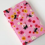 単行本ブックカバー　花と黒猫