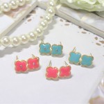 4枚花びら上品ミニシリーズ♡【スワロフスキーなし】♡2種類 ピンク ティファニーブルー