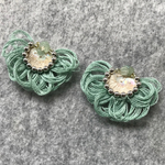 【天然石グリーンアベンチュリン×ミントグリーンフリンジ】刺繍ピアス/イヤリング