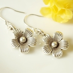 Silver925*P26*カレンシルバー☆フラワーピアス