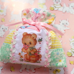 hana*ハンドメイドパッチワークミニミニ巾着★レトロアニマル花かごくまちゃん