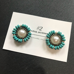 ターコイズフラワー ビーズ刺繍ピアス