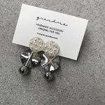 pierce or earring