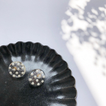 clear dot pearl earring