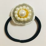 Whiteビジュー＊ヘアゴム