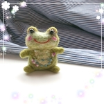 お座り かえる  羊毛フェルト 