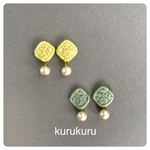 春色　コットンパール付き 刺繍ピアス【樹脂ピアス・ノンホールピアス可】
