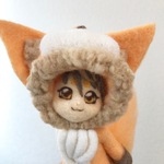 キツネ着ぐるみちゃん