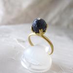 天然石　サファイア　青の指輪