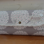 ＜ma-hikkiy様専用＞長財布（サークルフラワー・グレージュ）再販