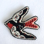 タトゥアージュ／フェルトと刺繍とビーズのブローチ