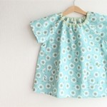 size 110　フラワー半袖スモック  スモークミント
