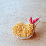 エビのフライ刺繍ブローチ
