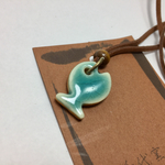 陶器のペンダント☆小さな魚☆トルコブルーB