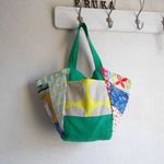 ♪肩掛けマルシェbag♪北欧風　パッチ 緑　クマ