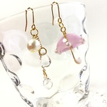 雨の雫と傘*アシンメトリー*ピアス→イヤリング・樹脂ピアス 変更可*パープル