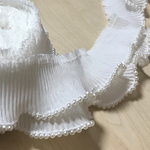 WHITE PLEATS PEARL FRILL RIBBON BRAID