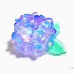 【特集掲載】雨粒に濡れた紫陽花ブローチ(紫)