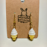ソフトクリームのイヤリングorピアス