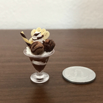 ミニチュアチョコパフェ