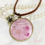 ネックレス 桜と蝶 レジン
