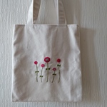 ピンクの花刺繍　帆布トートバック　