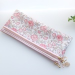 ★LIBERTY　リバティは　Felicite　フェリシテ　ライトピンク　wファスナーペンケース　size：21×9.5cm