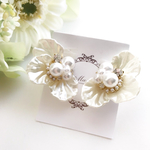 パールの花びら  パールビジュー ピアス イヤリング