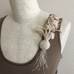 受注制作・静謐なる球根 brooch