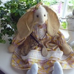 カントリードール　リバティ風ワンピースのうさこ