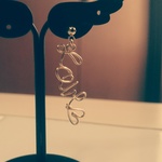 Love♡　ワイヤーロゴピアス（イヤリング）