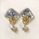 ドライフラワー ピアス