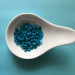ターコイズ調ストーン（ブルー/しずく/6×4mm/100粒）
