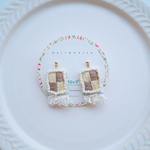 【11/27 再販】モダンクラゲ（白）：刺繍のピアス/イヤリング