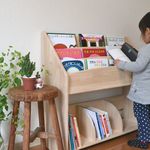 幅80ｾﾝﾁ　木製のシンプルでかわいい絵本棚