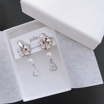 特集掲載【azale】ブライダル クリスタル✴︎ビジューピアス/イヤリング。パーティー・結婚式・二次会・発表会etc...