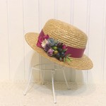 花とおでかけカンカン帽：クラッシックな花束　 