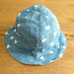 ベビー向け*男の子にも女の子にもオススメ☆くじら柄×ブルー☆チューリップハット☆SS