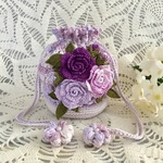 【2828minne様】巻きバラ＆苺ブローチ付き＊巾着袋♡purple♡レース編み